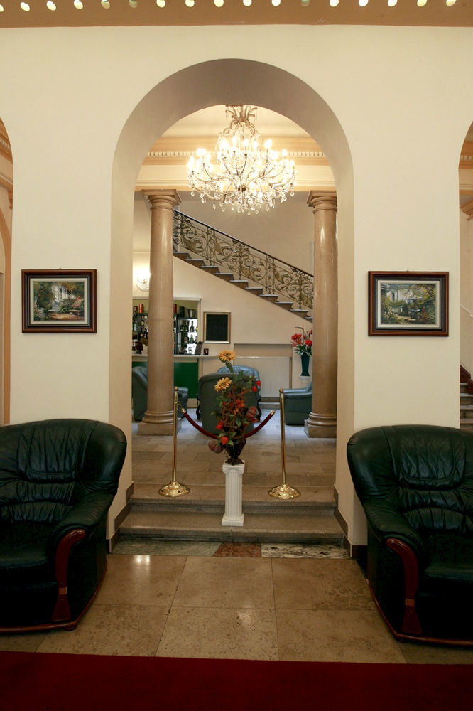 Tisza Hotel Szegedin Interior foto