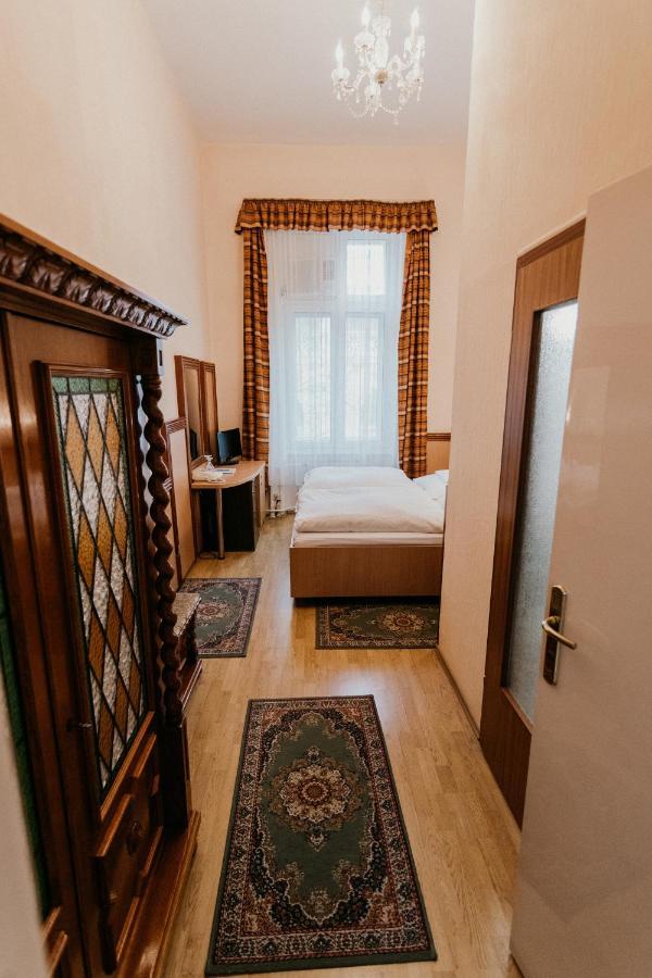 Tisza Hotel Szegedin Exterior foto