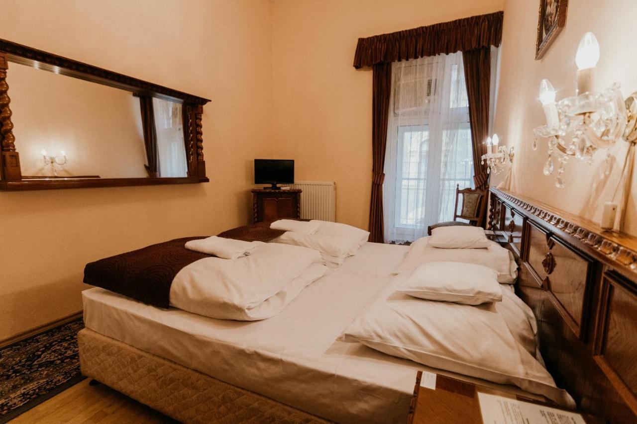 Tisza Hotel Szegedin Exterior foto